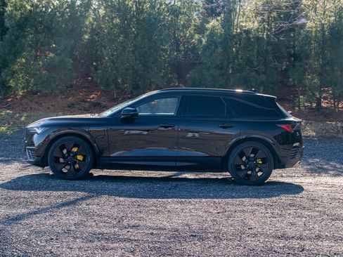 Used 2024 Acura ZDX Type S image 4