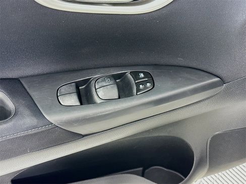 Used 2014 Nissan Sentra SV image 17