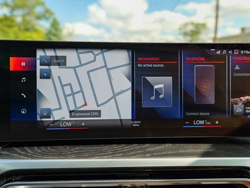 Used 2022 BMW i4 M50 w/ Premium Package image 46