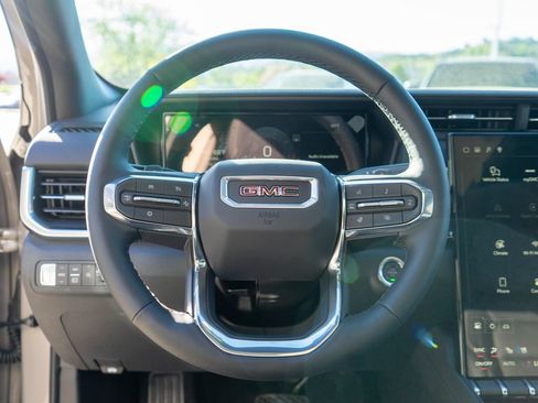 New 2026 GMC Terrain Elevation w/ Elevation Premium Package AWD/4WD image 16