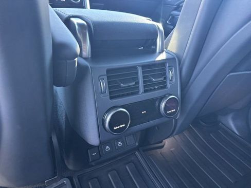 Used 2023 Land Rover Discovery HSE R-Dynamic image 26