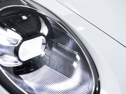 Certified 2021 Porsche 911 Turbo S image 30