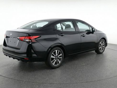 Used 2025 Nissan Versa SV FWD image 9