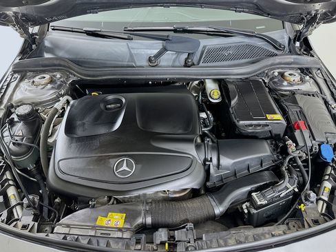 Used 2014 Mercedes-Benz CLA 250 image 33