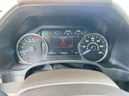 Used 2019 Ford F150 Lariat w/ Equipment Group 502A Luxury image 15