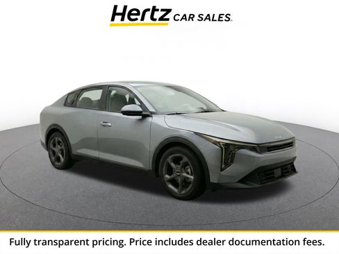 Used 2025 Kia K4 FWD image 1