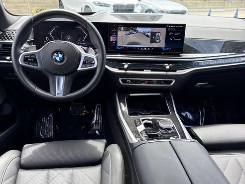 Used 2026 BMW X5 sDrive40i w/ M Sport Package RWD image 32