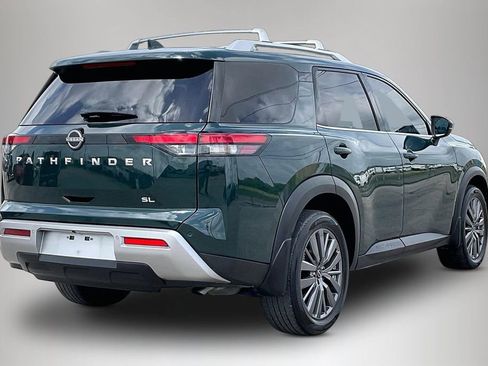 Used 2024 Nissan Pathfinder SL w/ SL Premium Package FWD image 5