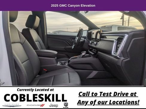 Used 2025 GMC Canyon Elevation w/ Convenience Package image 31