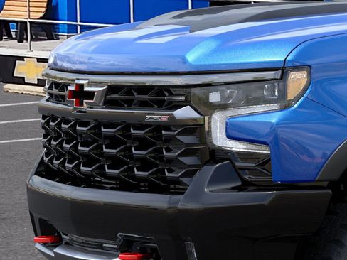 New 2026 Chevrolet Silverado 1500 ZR2 image 13
