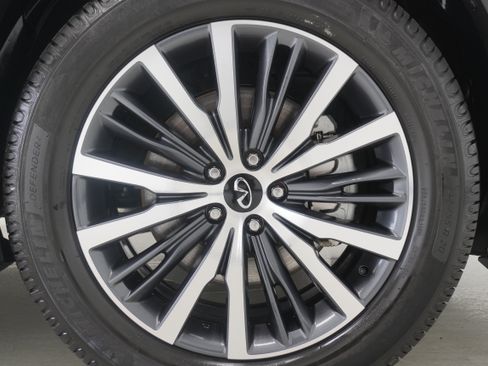Used 2023 INFINITI QX60 Sensory w/ Vision Package AWD/4WD image 37