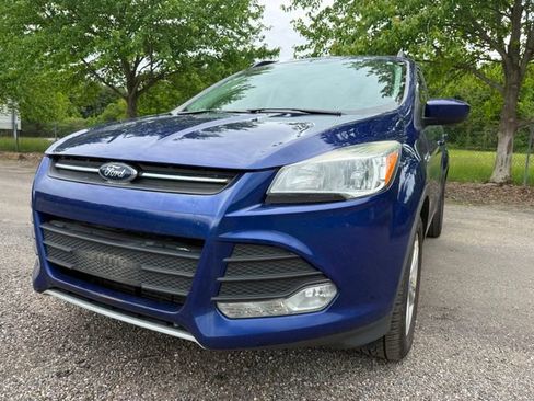 Used 2013 Ford Escape SE FWD image 1