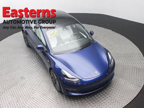 Used 2023 Tesla Model 3 Standard Range RWD image 3