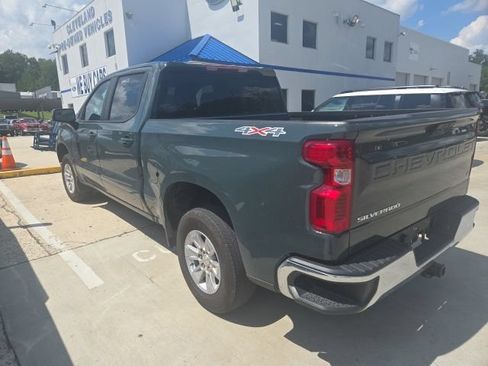 Used 2025 Chevrolet Silverado 1500 LT AWD/4WD image 6