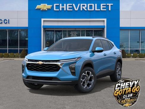 New 2026 Chevrolet Trax LT w/ Driver Confidence Package FWD image 6
