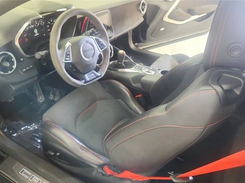 Used 2018 Chevrolet Camaro ZL1 RWD image 14