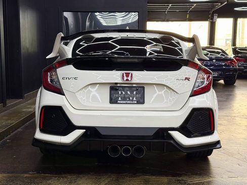 Used 2019 Honda Civic Type R image 8