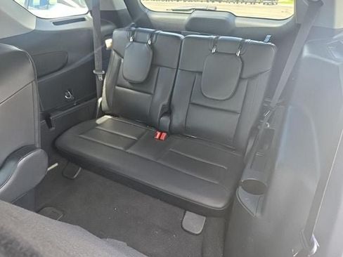 Used 2023 Ford Explorer XLT w/ Equipment Group 202A AWD/4WD image 7