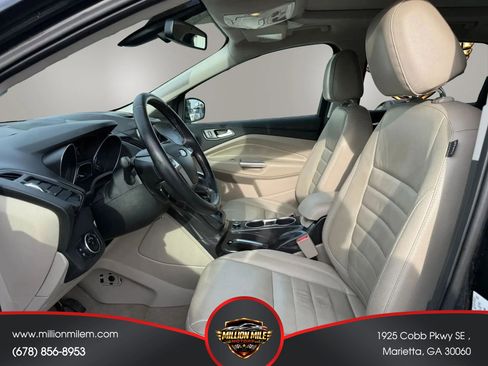 Used 2016 Ford Escape Titanium AWD/4WD image 2