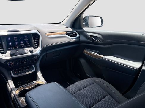Used 2023 GMC Acadia SLE w/ Driver Convenience Package FWD image 24