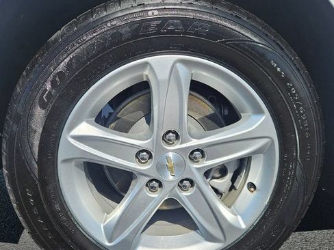 Used 2024 Chevrolet Malibu LT FWD image 34