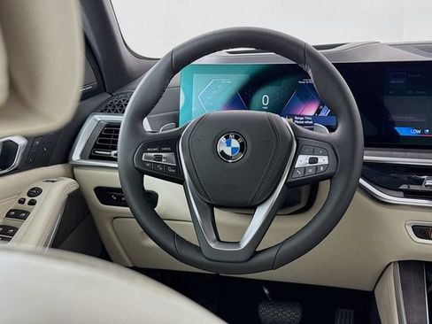 New 2026 BMW X5 xDrive40i w/ Climate Comfort Package image 11