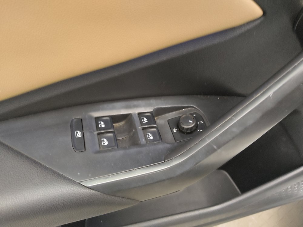 Used 2020 Volkswagen Jetta SEL FWD image 27