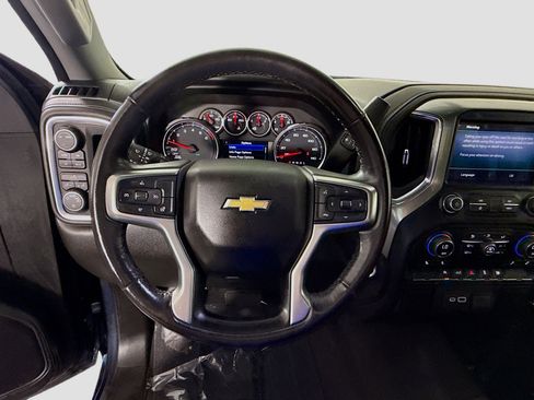 Used 2021 Chevrolet Silverado 1500 LT AWD/4WD image 13