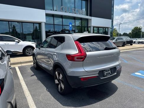 Used 2023 Volvo XC40 Recharge Ultimate AWD/4WD image 2