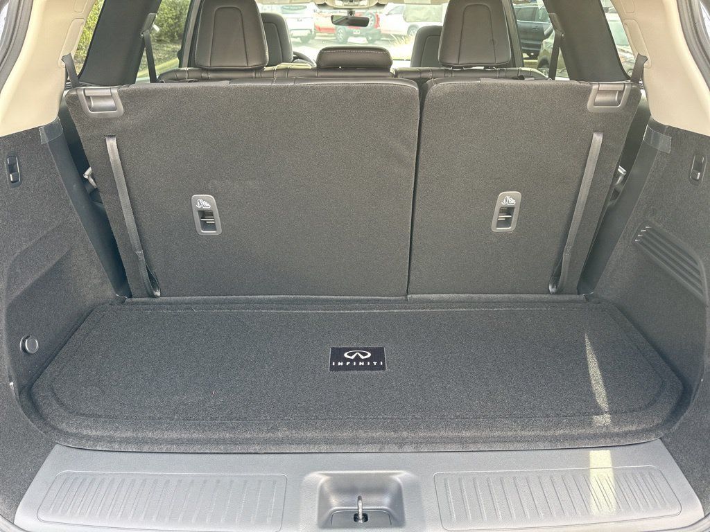 Certified 2026 INFINITI QX60 Luxe w/ Cargo Package AWD/4WD image 32