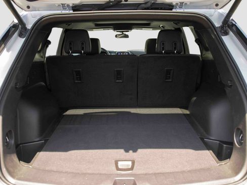 Used 2021 Chevrolet Blazer RS w/ Enhanced Convenience Package AWD/4WD image 15