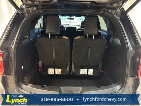Used 2017 Ford Explorer XLT w/ Equipment Group 202A AWD/4WD image 23