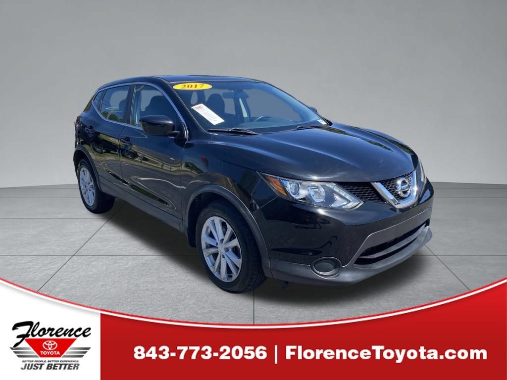 Used 2017 Nissan Rogue Sport S w/ S Appearance Package AWD/4WD image 1
