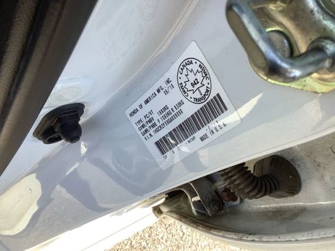 Used 2016 Honda Accord Sport image 11