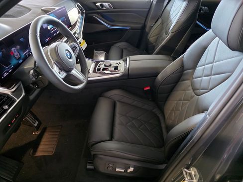 New 2026 BMW X5 xDrive50e w/ M Sport Package AWD/4WD image 7