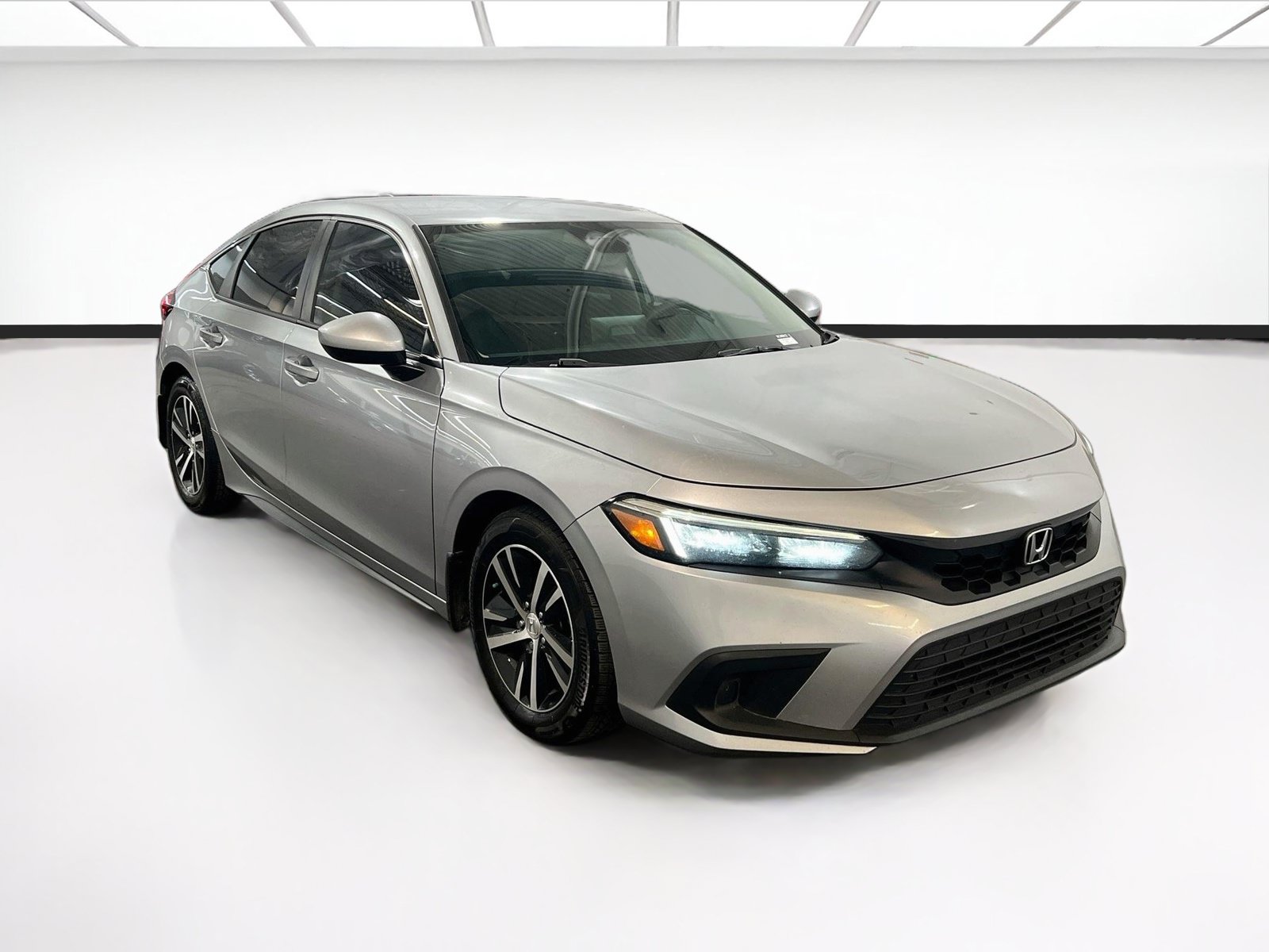 Used 2022 Honda Civic LX image 3