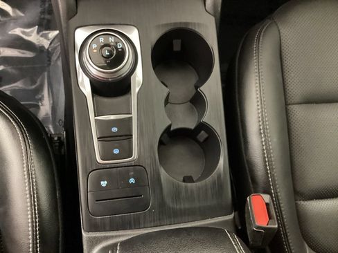Used 2022 Ford Escape SEL w/ Technology Package AWD/4WD image 24