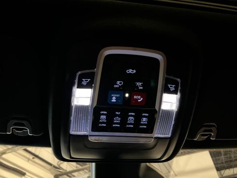 Used 2025 RAM 1500 Limited image 21