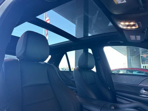 Certified 2025 Mercedes-Benz GLE 450e 4MATIC image 19