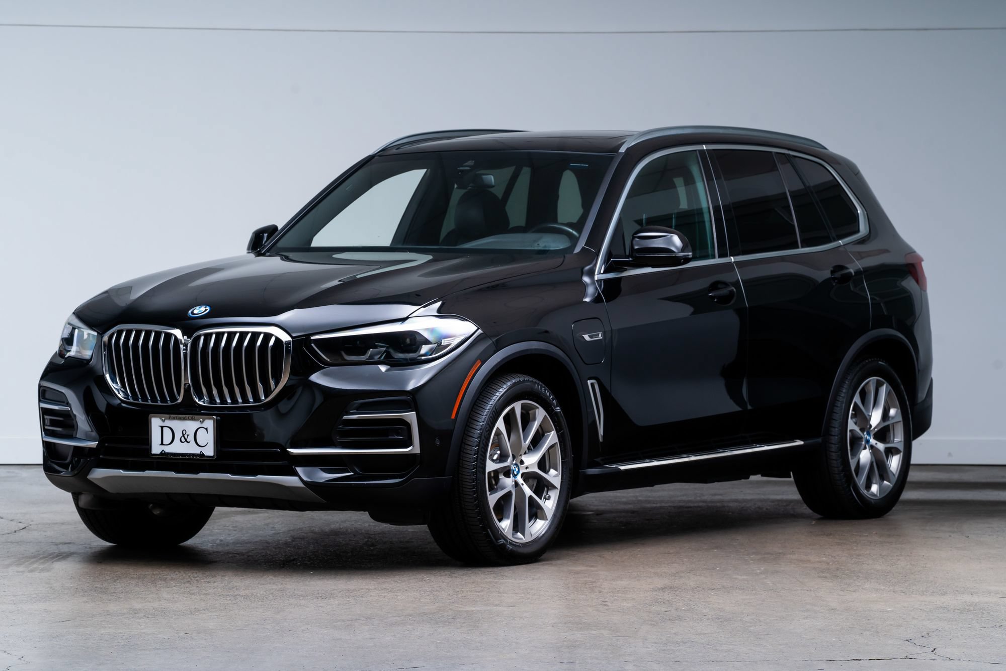 Used 2023 BMW X5 xDrive45e AWD/4WD image 3