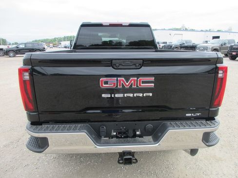 New 2026 GMC Sierra 2500 SLT AWD/4WD image 6