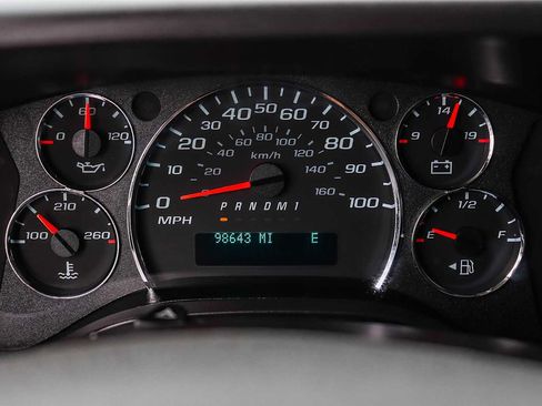 Used 2023 GMC Savana 2500 w/ Driver Convenience Package image 19