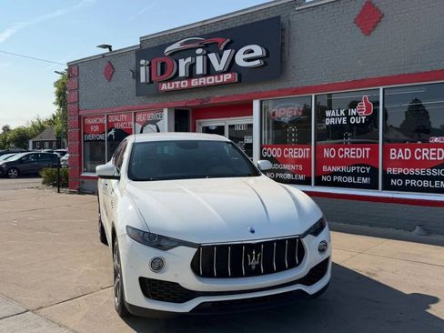 Used 2017 Maserati Levante AWD/4WD image 1