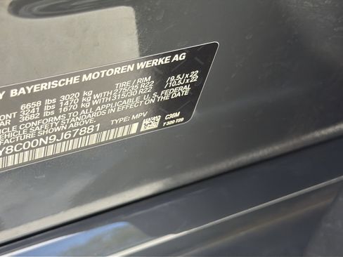 Used 2022 BMW X6 M50i w/ Executive Package image 34