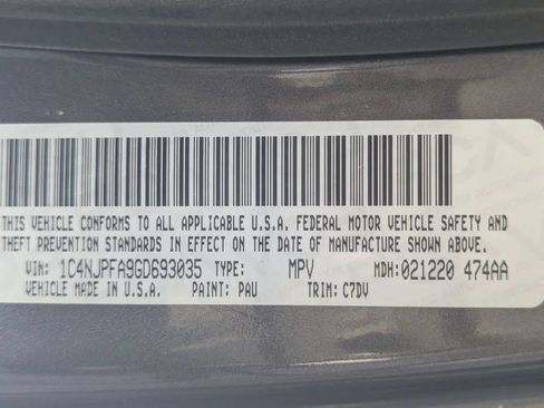 Used 2016 Jeep Patriot Latitude FWD image 26