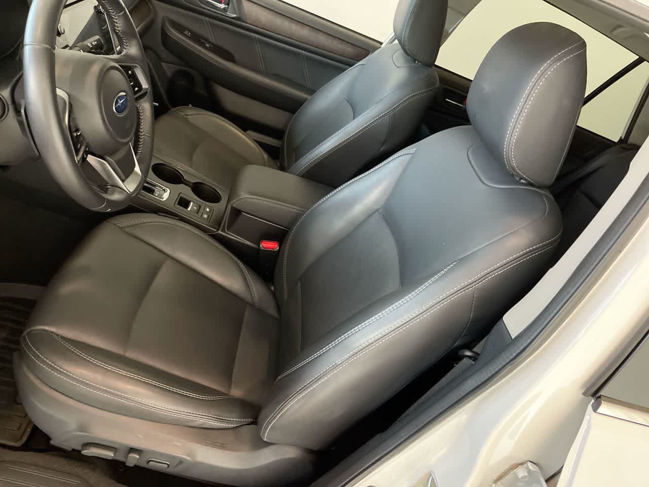 Used 2019 Subaru Outback 2.5i Limited AWD/4WD image 11