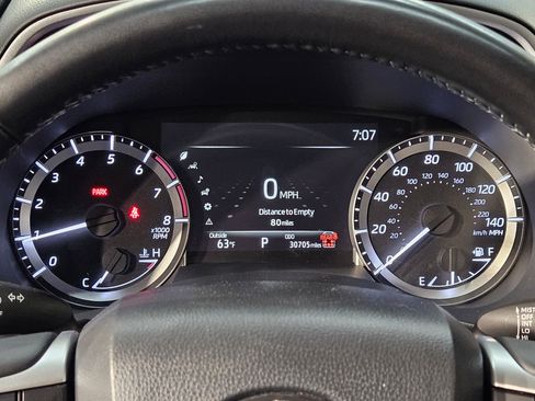 Certified 2025 Toyota Highlander XLE image 15