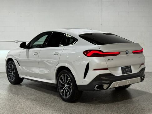 Used 2024 BMW X6 xDrive40i w/ Premium Package AWD/4WD image 8