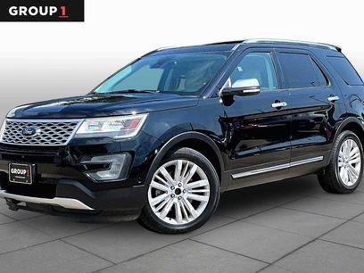 Used 2017 Ford Explorer Platinum
