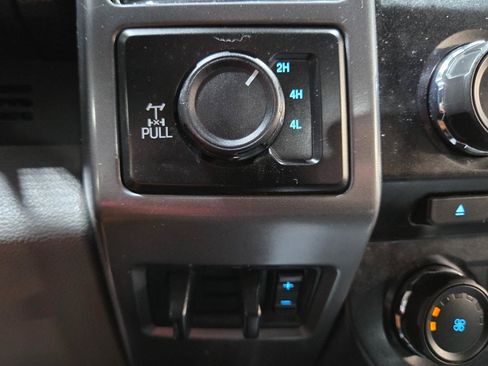 Used 2018 Ford F250 XLT w/ XLT Value Package AWD/4WD image 32